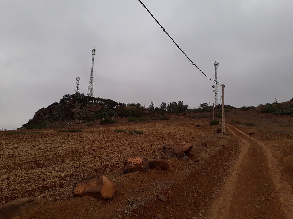      حجرة الحلوف  